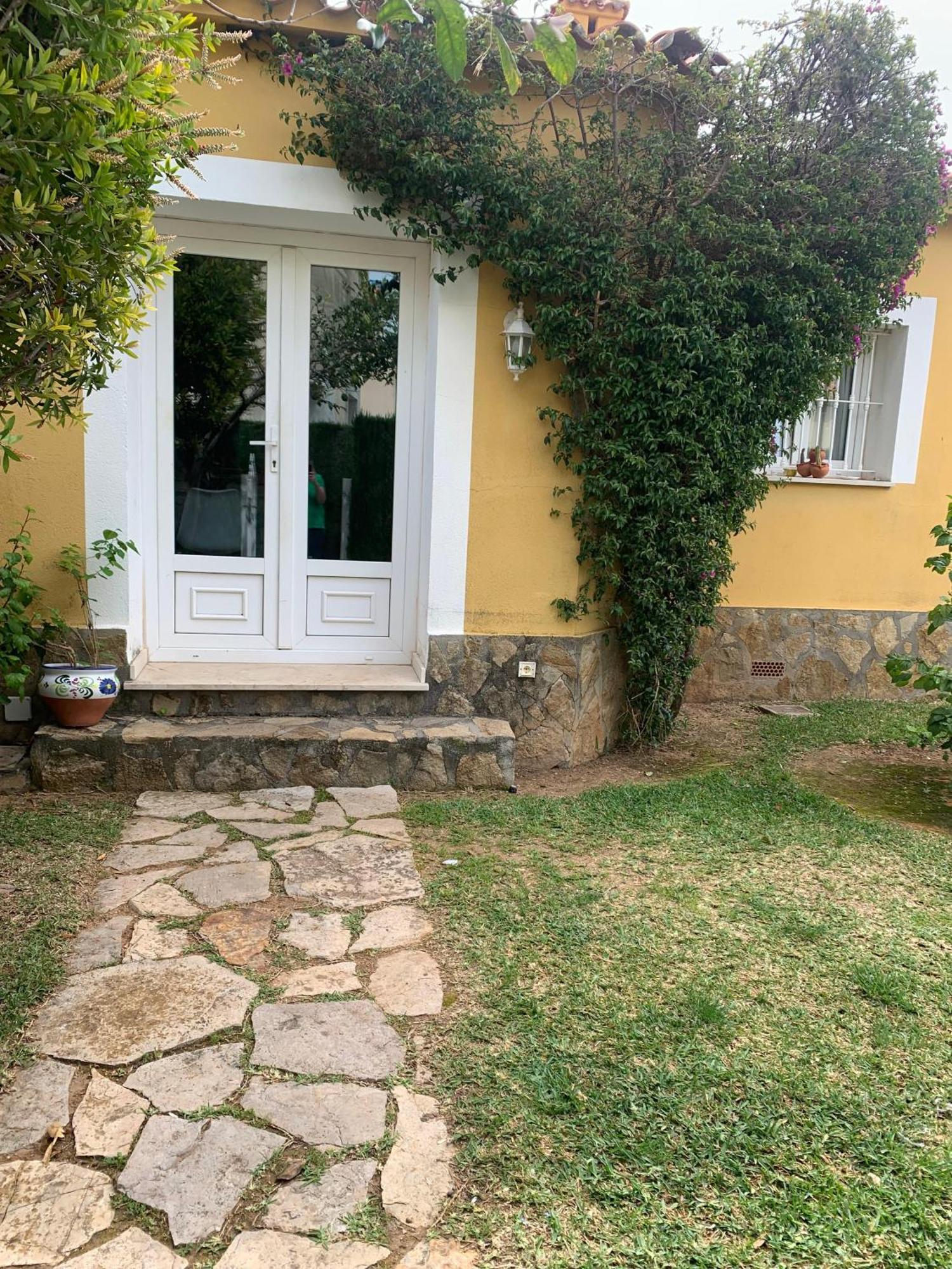 House With Garden At Oliva Nova Golf & Beach Resort Les Deveses Eksteriør billede