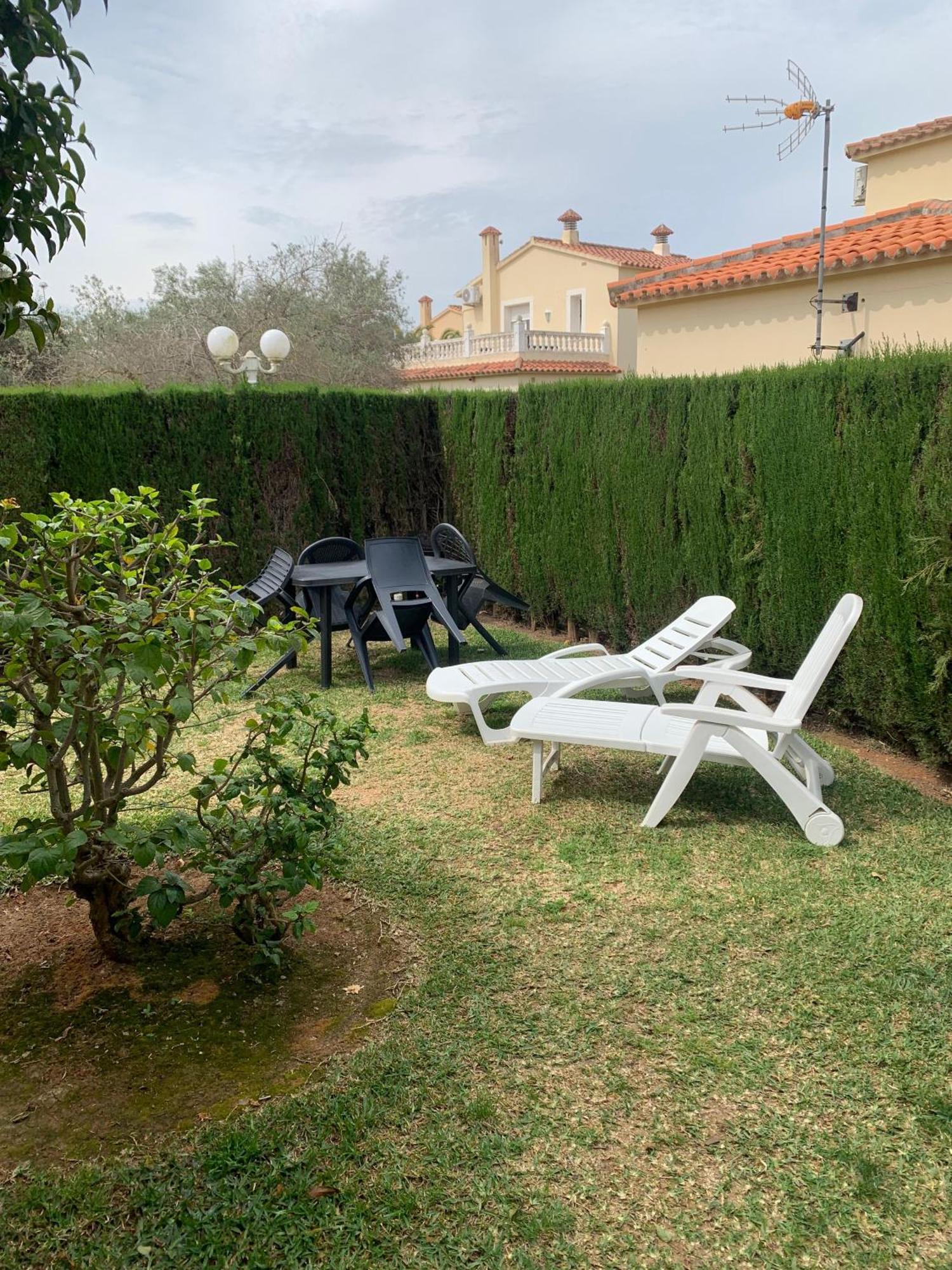 House With Garden At Oliva Nova Golf & Beach Resort Les Deveses Eksteriør billede